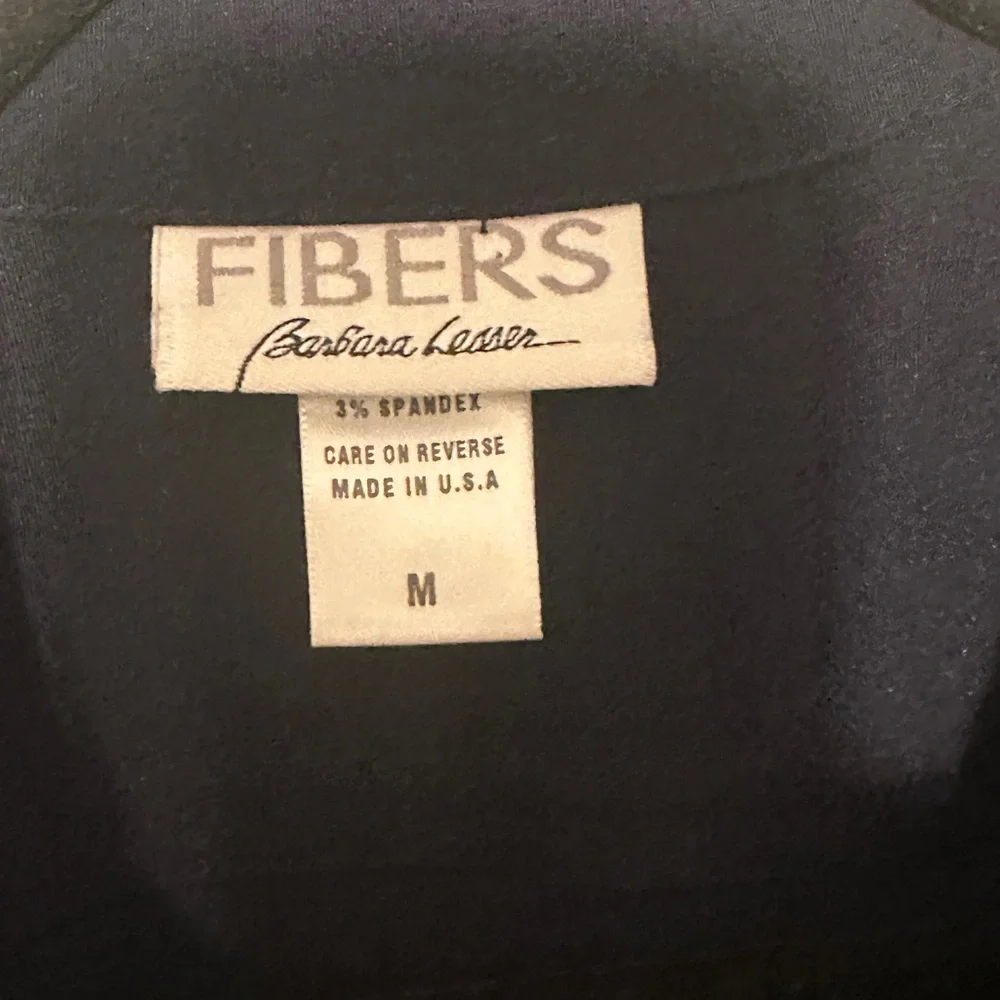 Navy Blue Cropped Blazer w/Zip Pockets and Cuffs - Picture 6 of 6